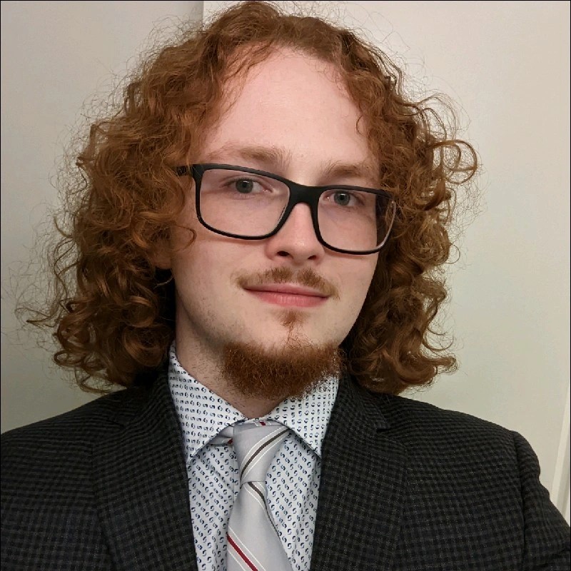 Justin Farrell headshot